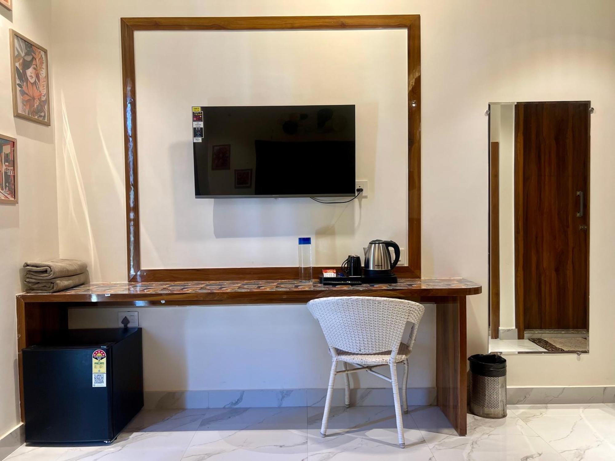 The Hosteller Rishikesh, Upper Tapovan エクステリア 写真