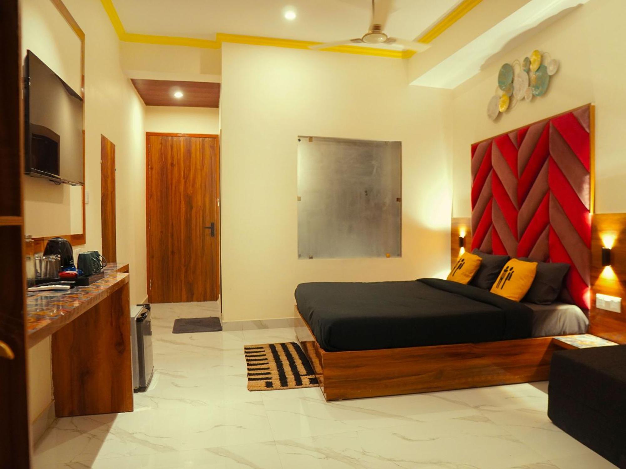 The Hosteller Rishikesh, Upper Tapovan エクステリア 写真