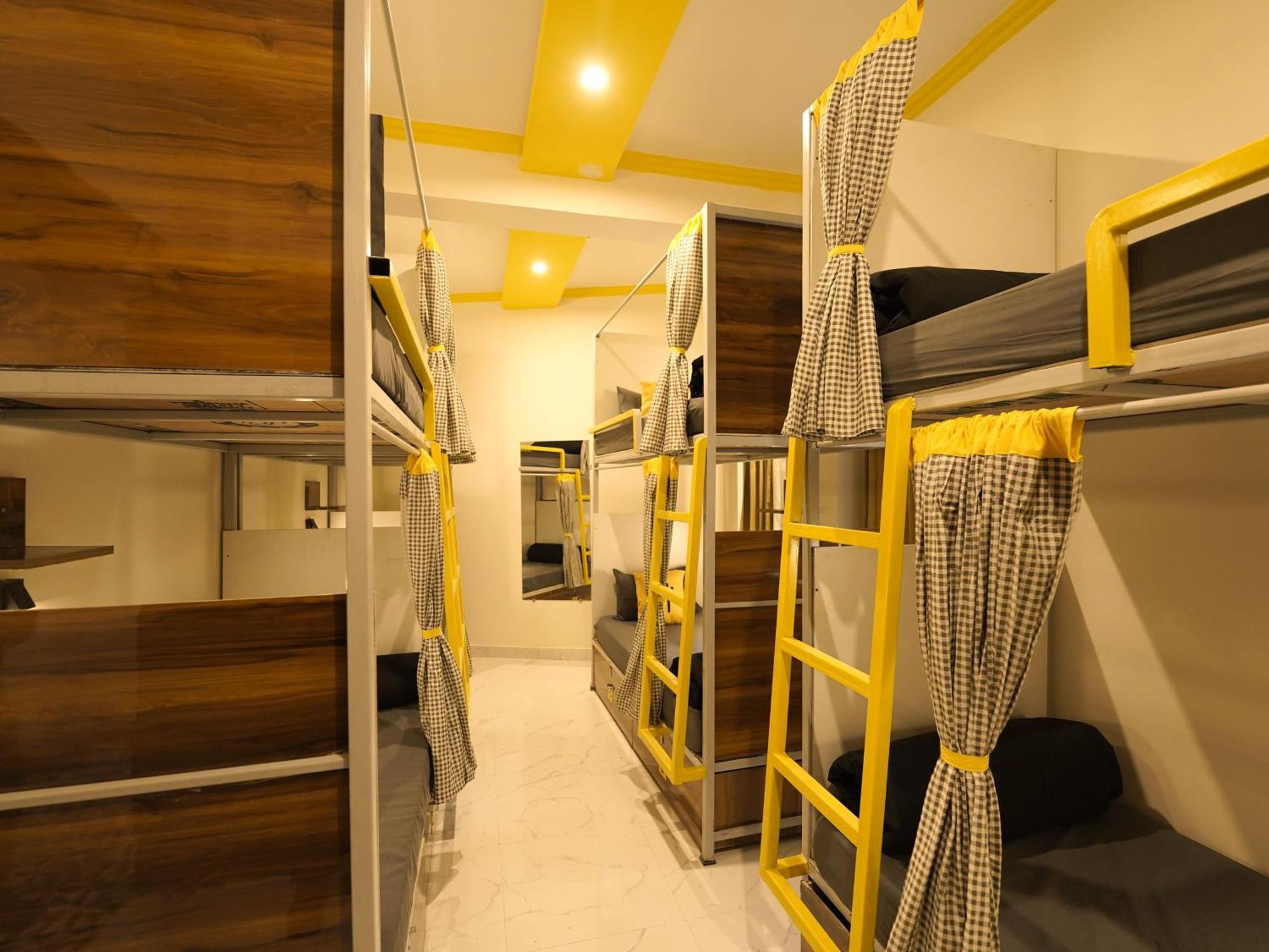 The Hosteller Rishikesh, Upper Tapovan エクステリア 写真